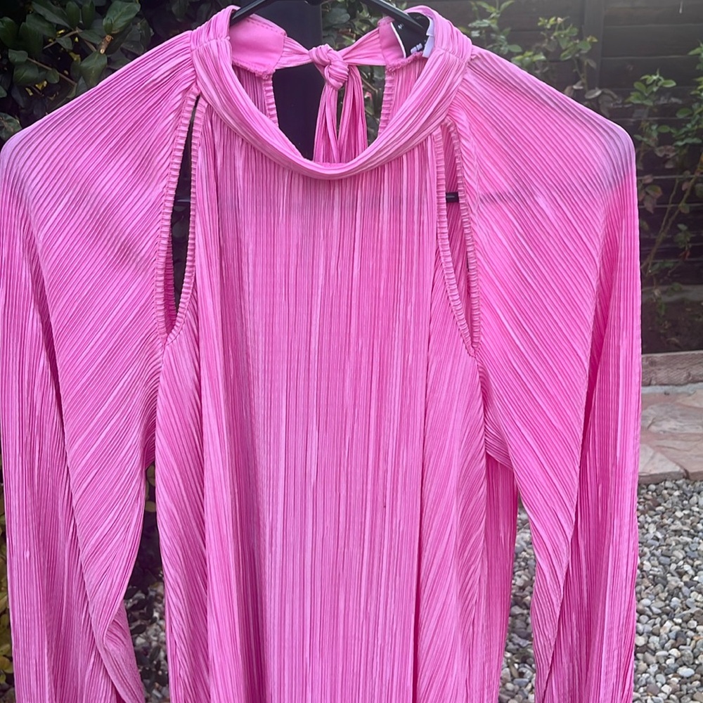 ASOS pleated vibrant pink dress. Size US8